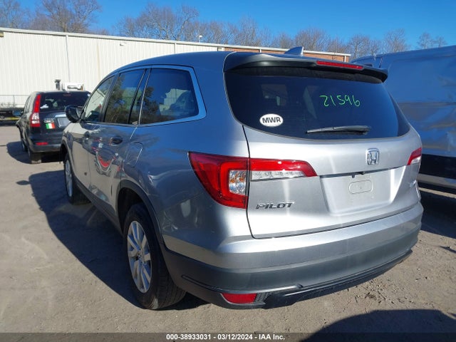 Honda PILOT LX 2019 5FNYF6H13KB086846 Image 3
