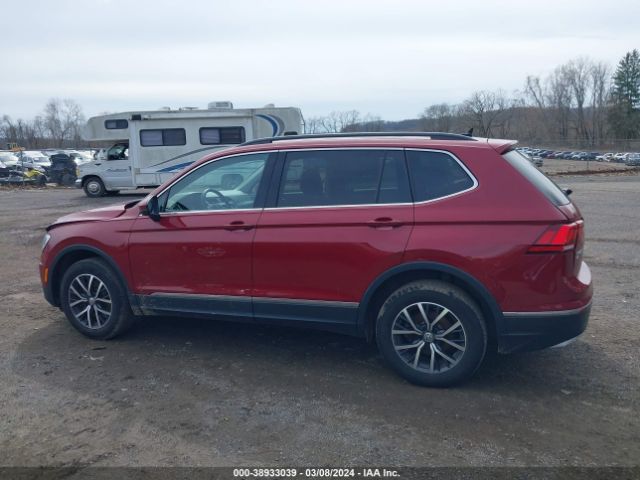 3VV2B7AXXLM116462 Volkswagen Tiguan 2.0t Se/2.0t Se R-line Black/2.0t Sel
