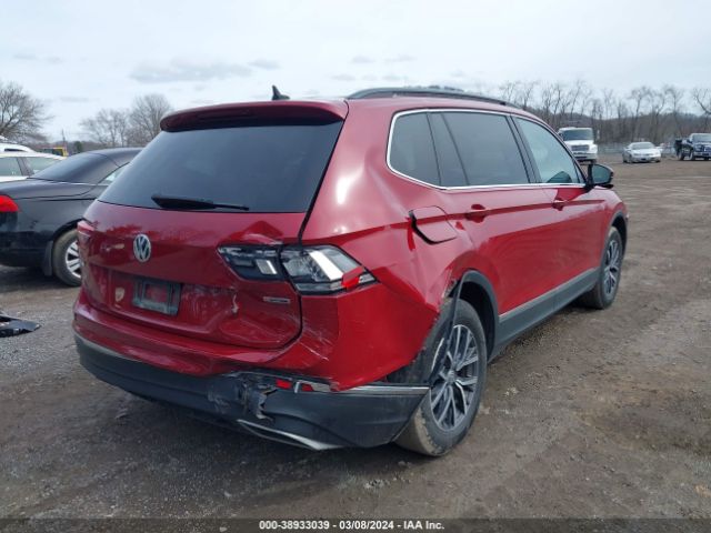 3VV2B7AXXLM116462 Volkswagen Tiguan 2.0t Se/2.0t Se R-line Black/2.0t Sel