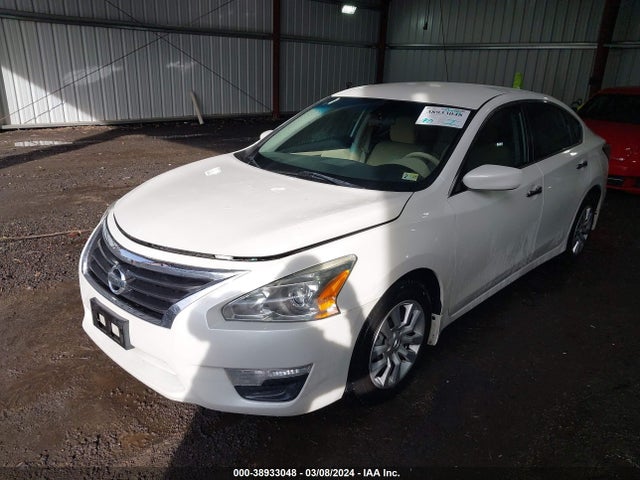 Nissan Altima 2.5 S 2014 1N4AL3AP3EC201010 Image 2