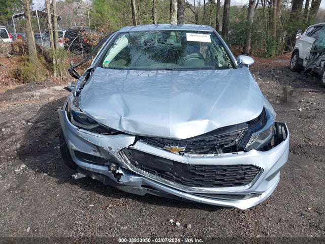 Chevrolet Cruze Lt Auto 2018 1G1BE5SM7J7109032 Image 12