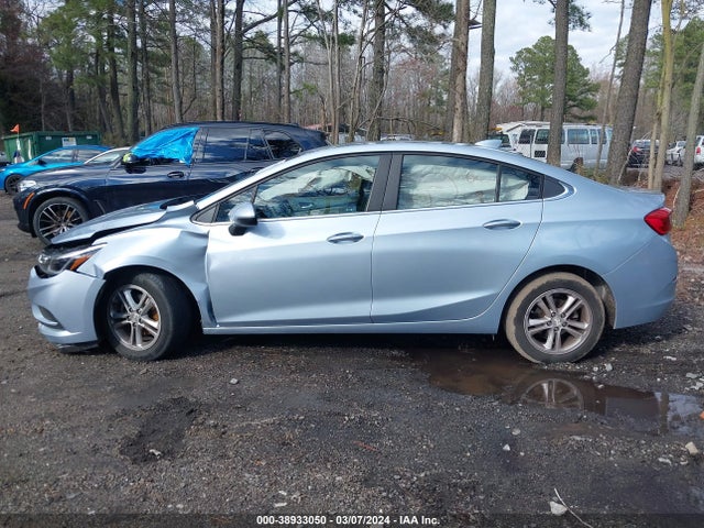 Chevrolet Cruze Lt Auto 2018 1G1BE5SM7J7109032 Image 14