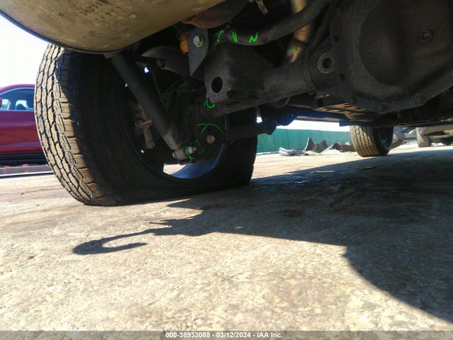 1C4HJXEG1MW704239 Jeep Wrangler Unlimited Sahara 4x4