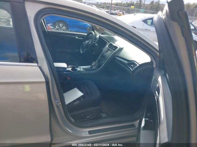 3FA6P0H93FR165760 Ford FUSION SE