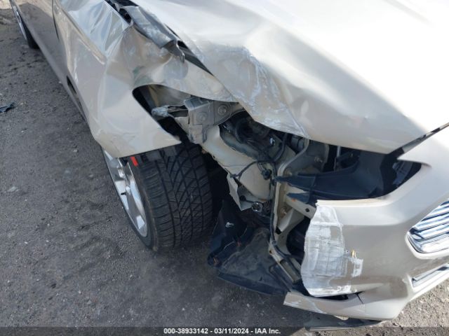 3FA6P0H93FR165760 Ford FUSION SE