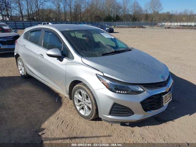 2019 3G1BE6SM8KS548023 main image