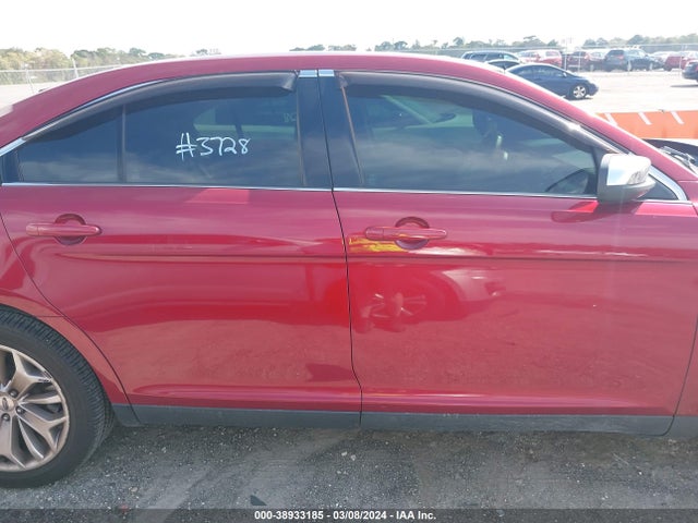 Ford Taurus Limited 2018 1FAHP2F84JG126156 Image 13