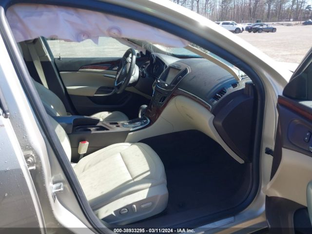 2G4GR5GXXF9236685 Buick Regal Turbo Premium Ii