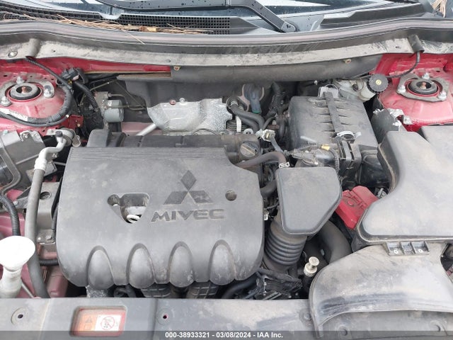 JA4AD3A32KZ045596 Mitsubishi Outlander Se