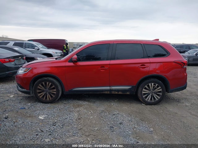 JA4AD3A32KZ045596 Mitsubishi Outlander Se