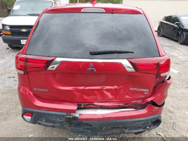 JA4AD3A32KZ045596 Mitsubishi Outlander Se