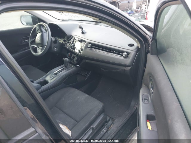 Honda HR-V LX 2017 3CZRU5H36HM703452 Image 5