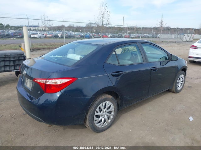 Toyota COROLLA LE 2018 5YFBURHEXJP835421 Image 4