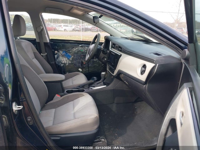 Toyota COROLLA LE 2018 5YFBURHEXJP835421 Image 5