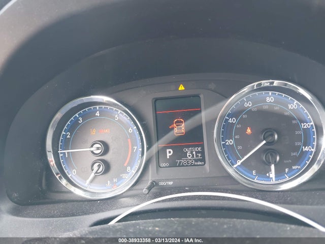 Toyota COROLLA LE 2018 5YFBURHEXJP835421 Image 7