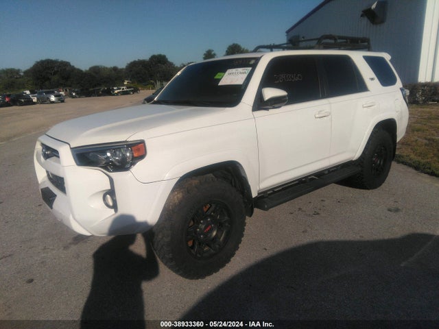 Toyota 4runner Sr5 Premium 2020 JTEZU5JR0L5219159 Image 2