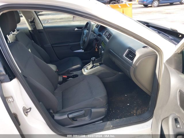 3VW2K7AJ2EM377420 Volkswagen Jetta 2.0l S