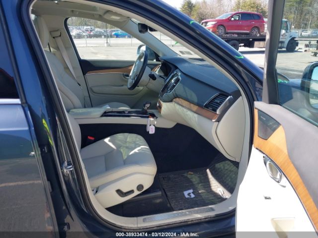 YV4A22PK6N1830790 Volvo Xc90 T6 Momentum 7 Passenger