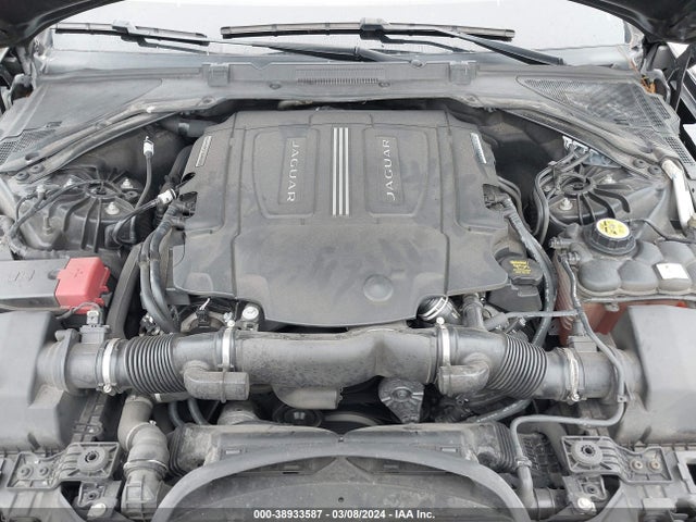 2016 JAGUAR XF SAJBF4BVXGCY00421 Photo 9