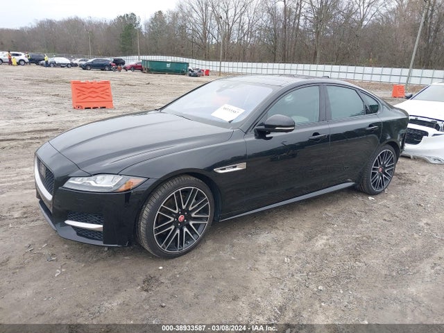 2016 JAGUAR XF SAJBF4BVXGCY00421 Photo 1