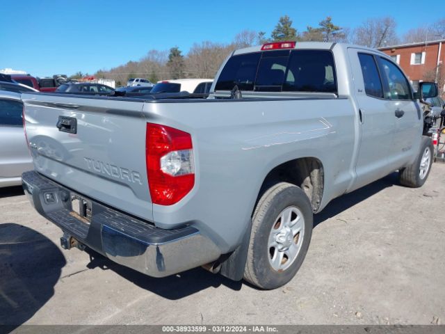 5TFUM5F12KX082374 Toyota Tundra Sr5 4.6l V8