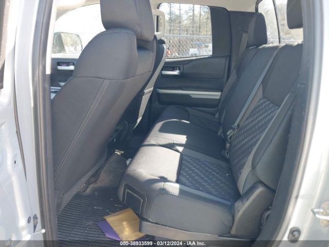 5TFUM5F12KX082374 Toyota Tundra Sr5 4.6l V8