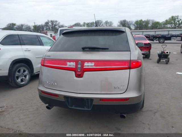 2LMHJ5AT9JBL00352 Lincoln Mkt Reserve