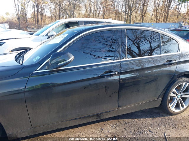 BMW 330i Xdrive 2018 WBA8D9C51JEM34870 Image 14