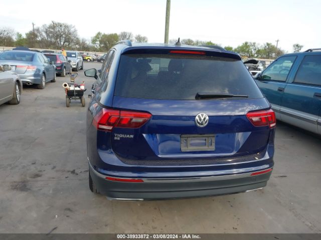 3VV3B7AX1MM035663 Volkswagen Tiguan 2.0t Se/2.0t Se R-line Black/2.0t Sel