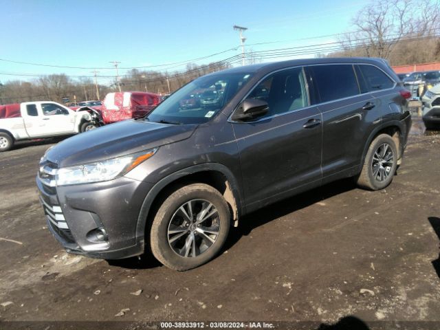 5TDBZRFH7KS730875 Toyota Highlander Le