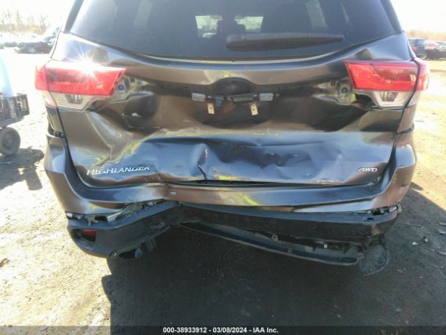 5TDBZRFH7KS730875 Toyota Highlander Le