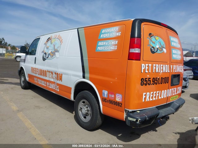 Chevrolet Express 2500 Work Van 2017 1GCWGBFF3H1291578 Image 3