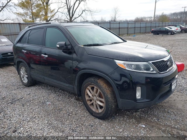 KIA SORENTO LX 2015 5XYKT4A64FG649300 Image 1