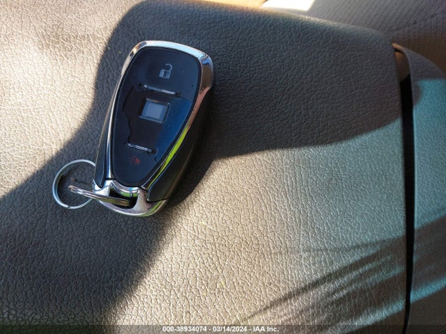 Chevrolet EQUINOX LT 2018 2GNAXJEV1J6311043 Image 11