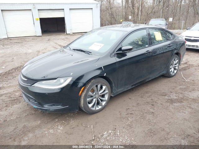 Chrysler 200 S 2015 1C3CCCBG6FN589054 Image 2