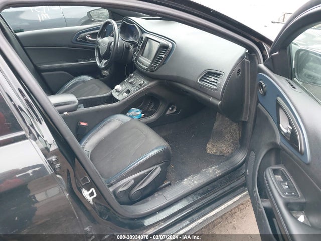 Chrysler 200 S 2015 1C3CCCBG6FN589054 Image 5