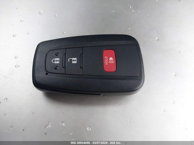 Toyota PRIUS XLE 2020 JTDKARFU9L3122282 Image 11