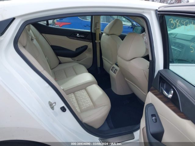 1N4AA6AP0HC435942 Nissan Maxima 3.5 Platinum