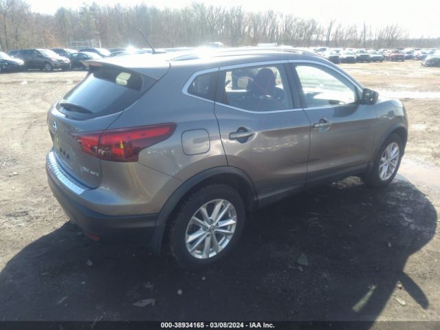 JN1BJ1CR2HW122375 Nissan Rogue Sport Sv