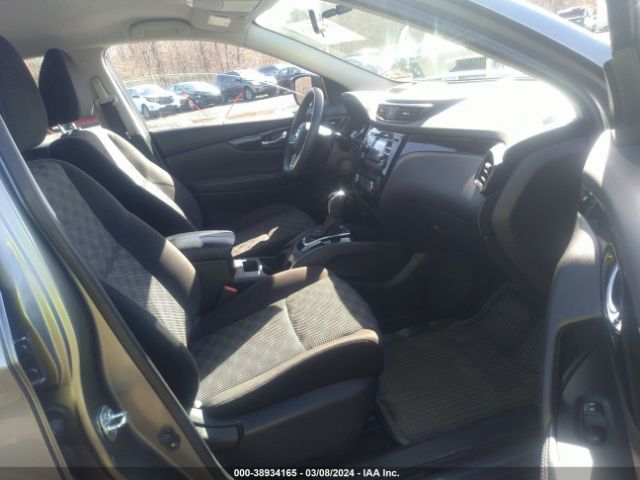 JN1BJ1CR2HW122375 Nissan Rogue Sport Sv