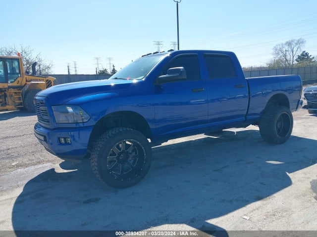 38934207 :رقم المزاد ، 3C6UR5CL9JG207081 vin ، 2018 Ram 2500 Tradesman  4x4 6'4 Box مزاد بيع