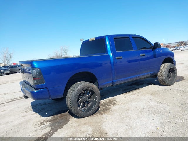 38934207 :رقم المزاد ، 3C6UR5CL9JG207081 vin ، 2018 Ram 2500 Tradesman  4x4 6'4 Box مزاد بيع