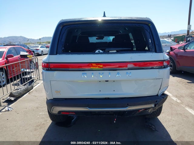 Rivian R1s Launch Edition 2023 7PDSGABL1PN004291 Image 15