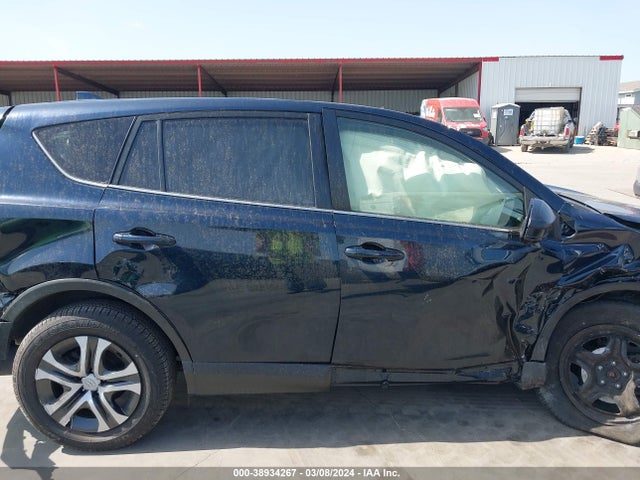 Toyota RAV4 LE 2018 JTMBFREV2JJ252246 Image 14