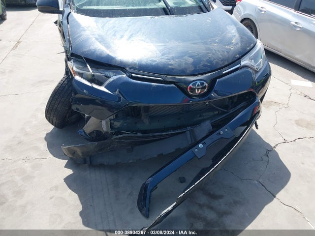 Toyota RAV4 LE 2018 JTMBFREV2JJ252246 Image 6