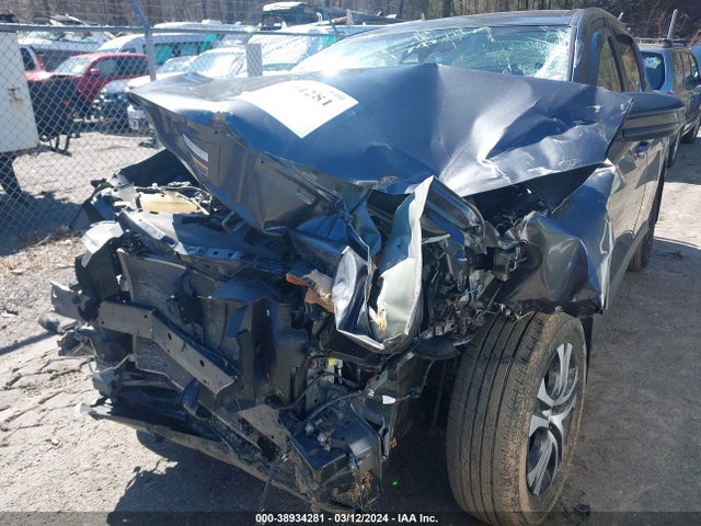 Toyota RAV4 LE 2018 JTMBFREV1JJ736263 Image 6