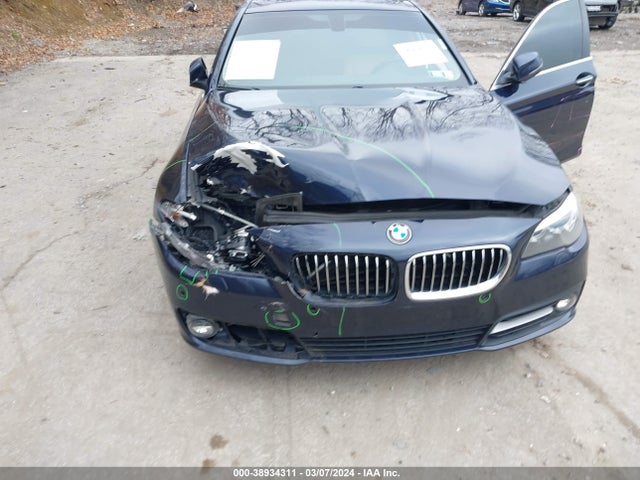 BMW 528i Xdrive 2015 WBA5A7C59FD626437 Image 13