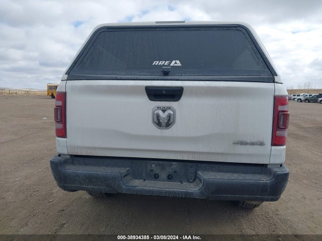 1C6RRFCGXMN714226 RAM 1500 Tradesman Quad Cab 4x4 6'4 Box