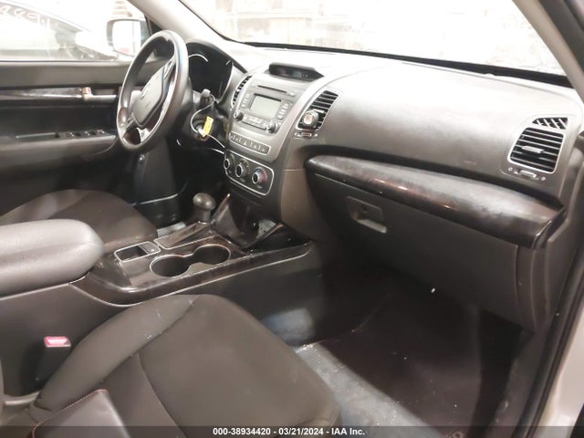 KIA SORENTO LX 2014 5XYKTCA64EG464317 Image 5