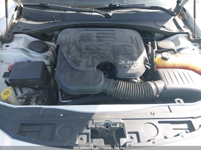 Chrysler 300 300s 2015 2C3CCABG3FH760520 Image 10